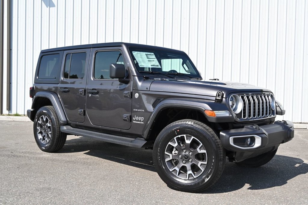 2024  WRANGLER 4-Door SAHARA in St-Jean-Sur-Richelieu, Quebec - 3 - w1024h768px