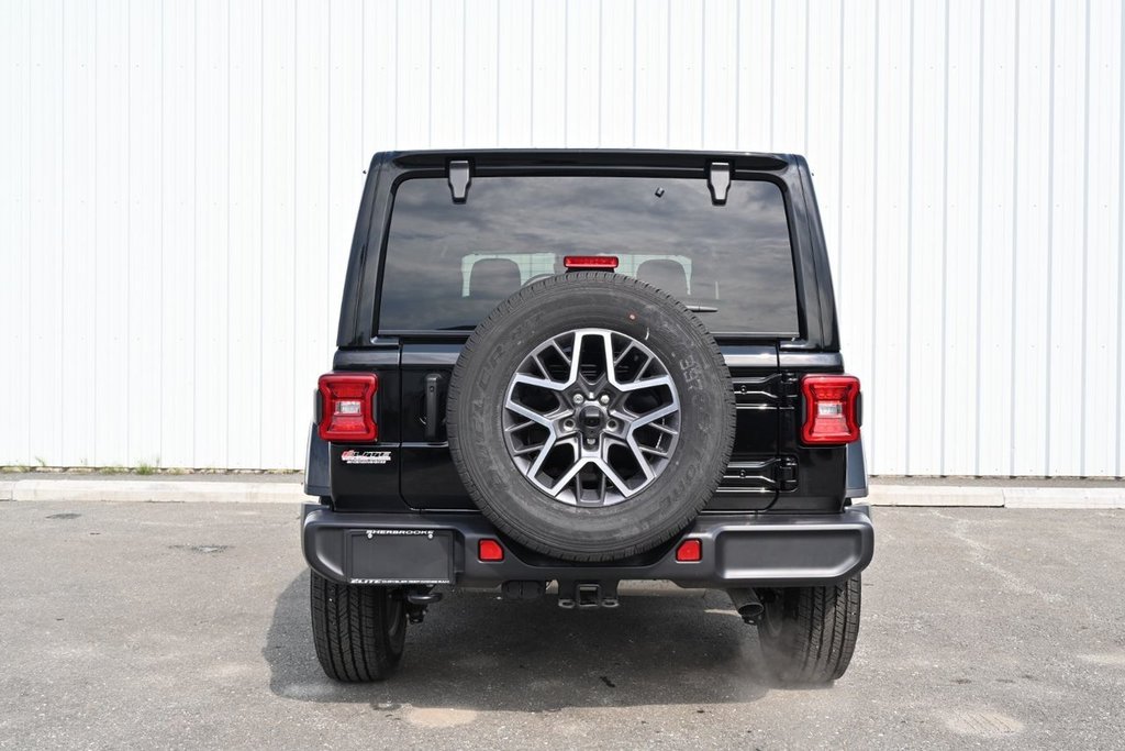 2024  WRANGLER 4-Door SAHARA in St-Jean-Sur-Richelieu, Quebec - 5 - w1024h768px