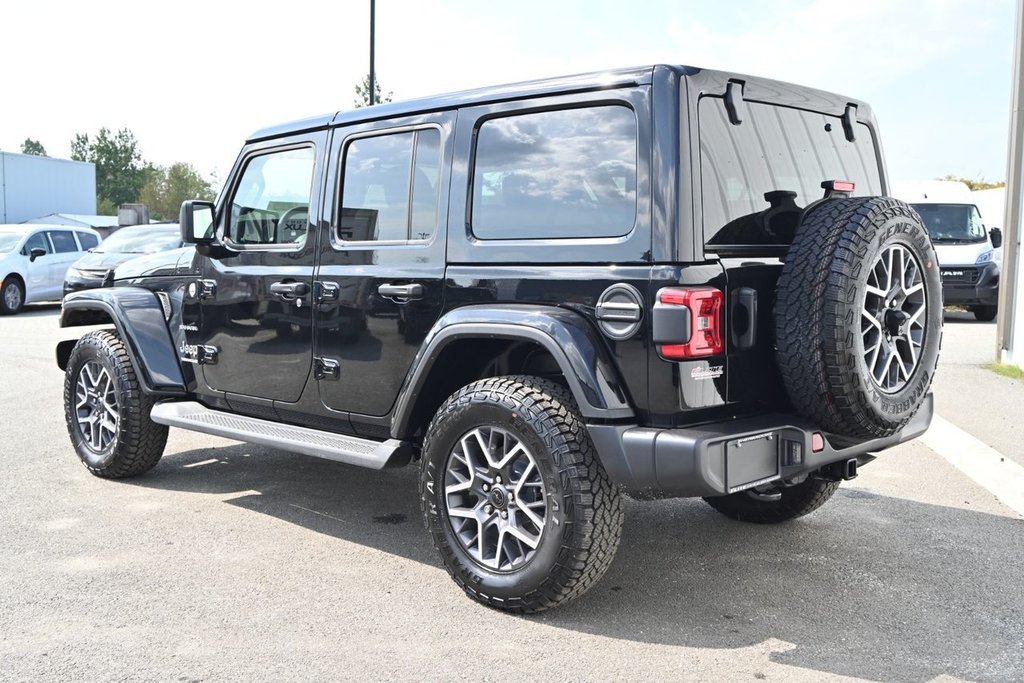 WRANGLER 4-Door SAHARA 2024 à Sherbrooke, Québec - 2 - w1024h768px