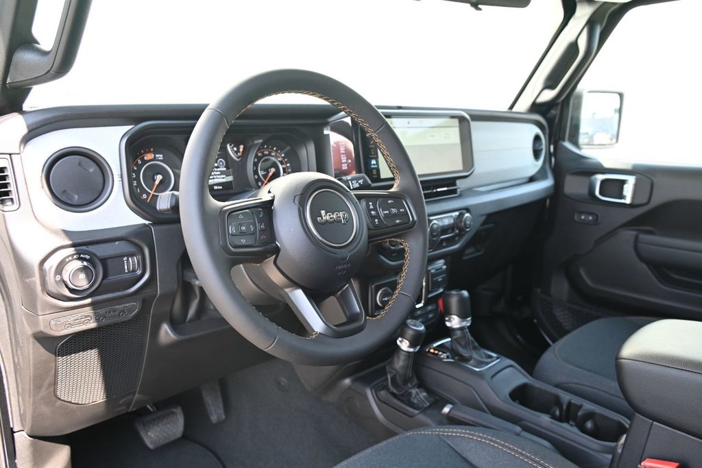 2024  WRANGLER 4-Door SPORT S in St-Jean-Sur-Richelieu, Quebec - 7 - w1024h768px