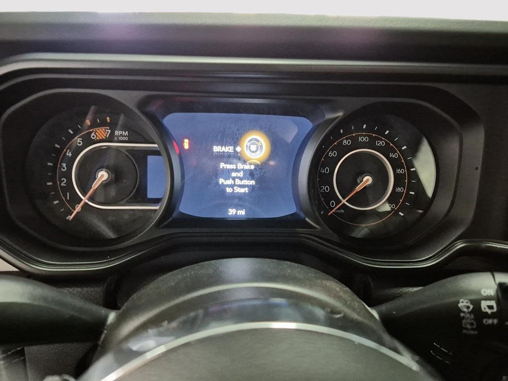 2025 Jeep WRANGLER 4-Door SAHARA in Sherbrooke, Quebec - 14 - w1024h768px
