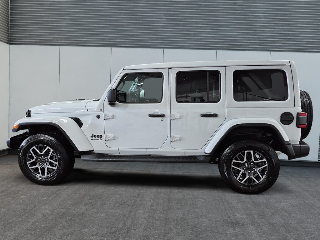 2025 Jeep WRANGLER 4-Door SAHARA in Sherbrooke, Quebec - 5 - w1024h768px