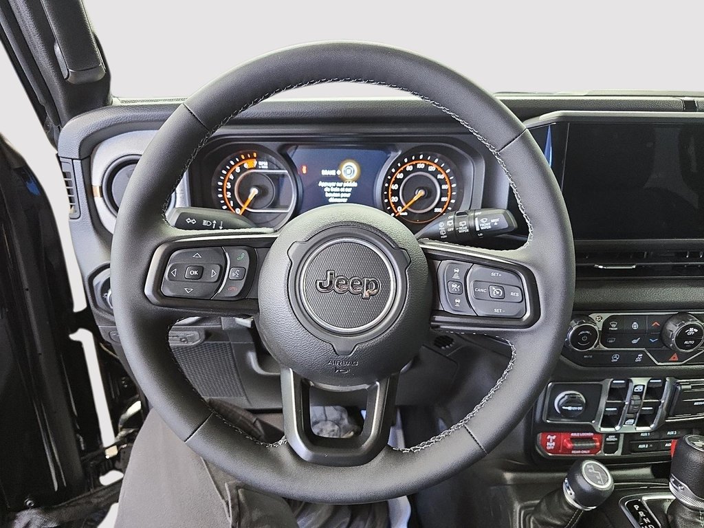 2025 Jeep WRANGLER 4-Door WILLYS in Sherbrooke, Quebec - 12 - w1024h768px