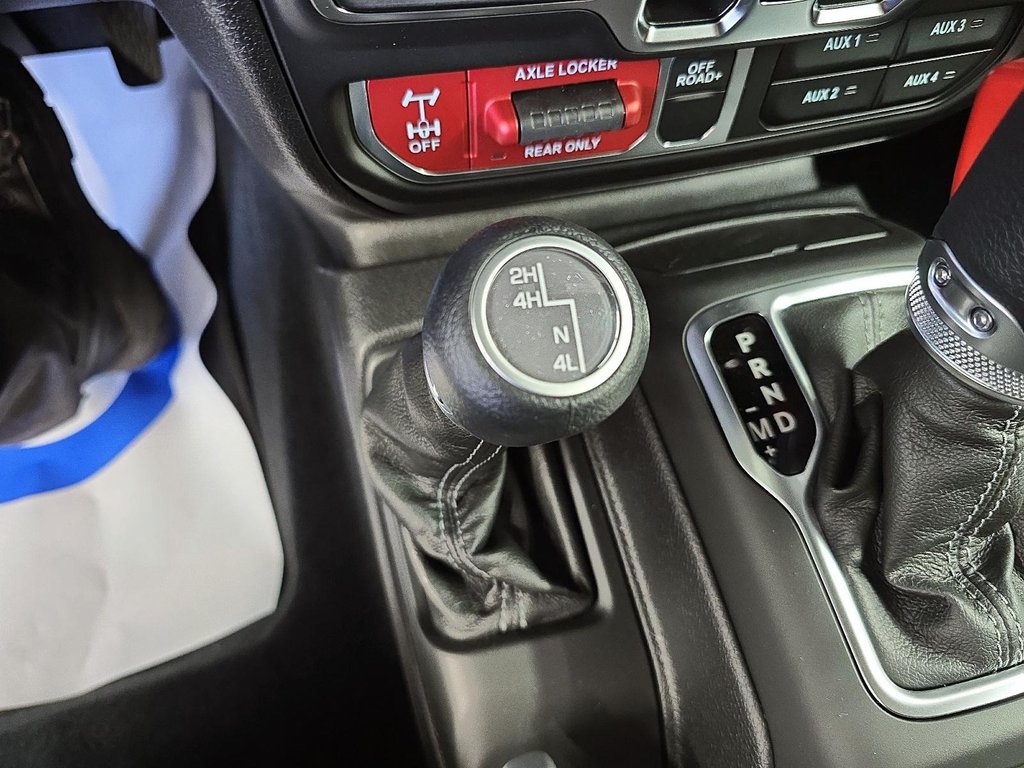2025 Jeep WRANGLER 4-Door WILLYS in Sherbrooke, Quebec - 15 - w1024h768px