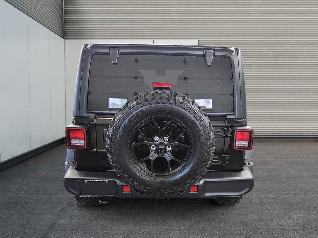 2025 Jeep WRANGLER 4-Door WILLYS in Sherbrooke, Quebec - 3 - w1024h768px