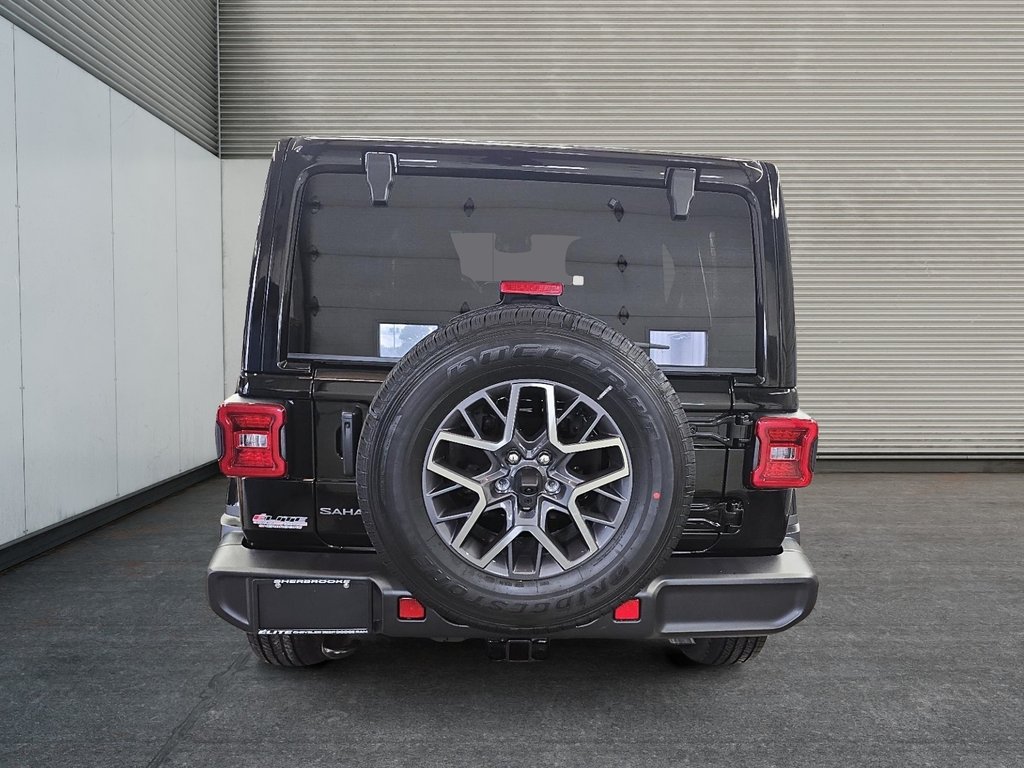 2025 Jeep WRANGLER 4-Door SAHARA in Sherbrooke, Quebec - 3 - w1024h768px