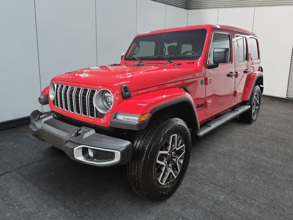 Jeep Wrangler 4-Door SAHARA 2025 à Sherbrooke, Québec - 1 - w1024h768px