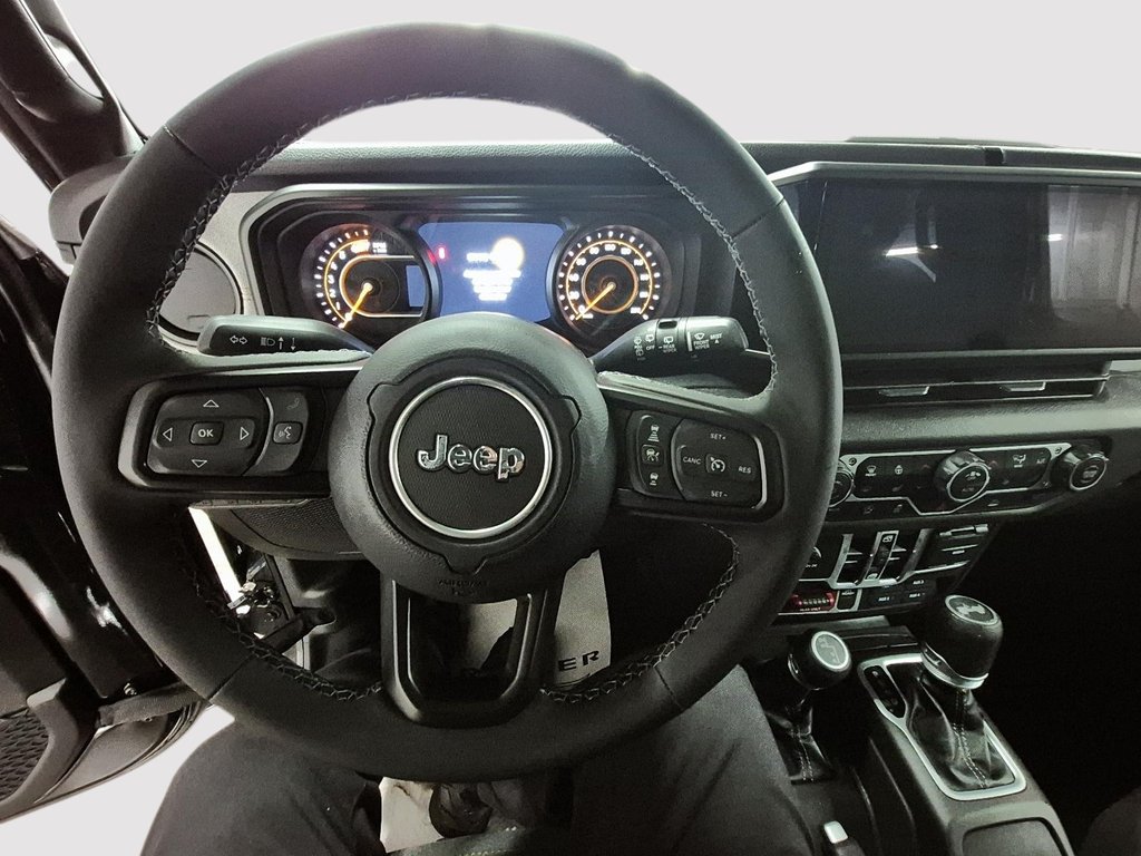 Jeep Wrangler 4-Door WILLYS 2026 à Sherbrooke, Québec - 10 - w1024h768px