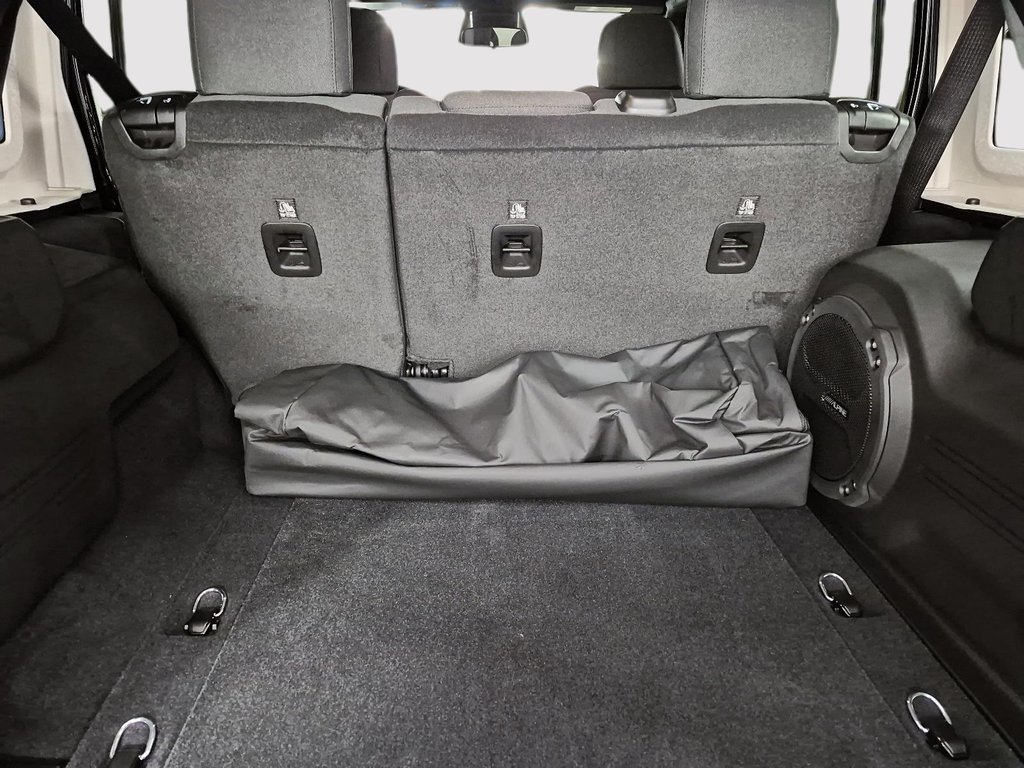 Jeep Wrangler 4-Door WILLYS 2026 à Sherbrooke, Québec - 6 - w1024h768px