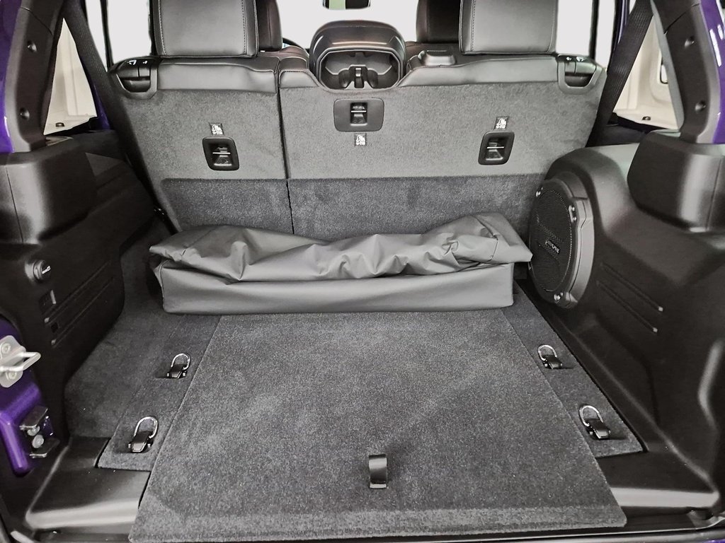 Jeep Wrangler 4-Door RUBICON 2026 à Sherbrooke, Québec - 6 - w1024h768px