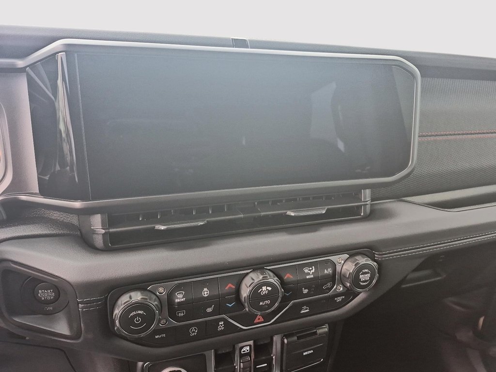 Jeep Wrangler 4-Door RUBICON 2026 à Sherbrooke, Québec - 16 - w1024h768px