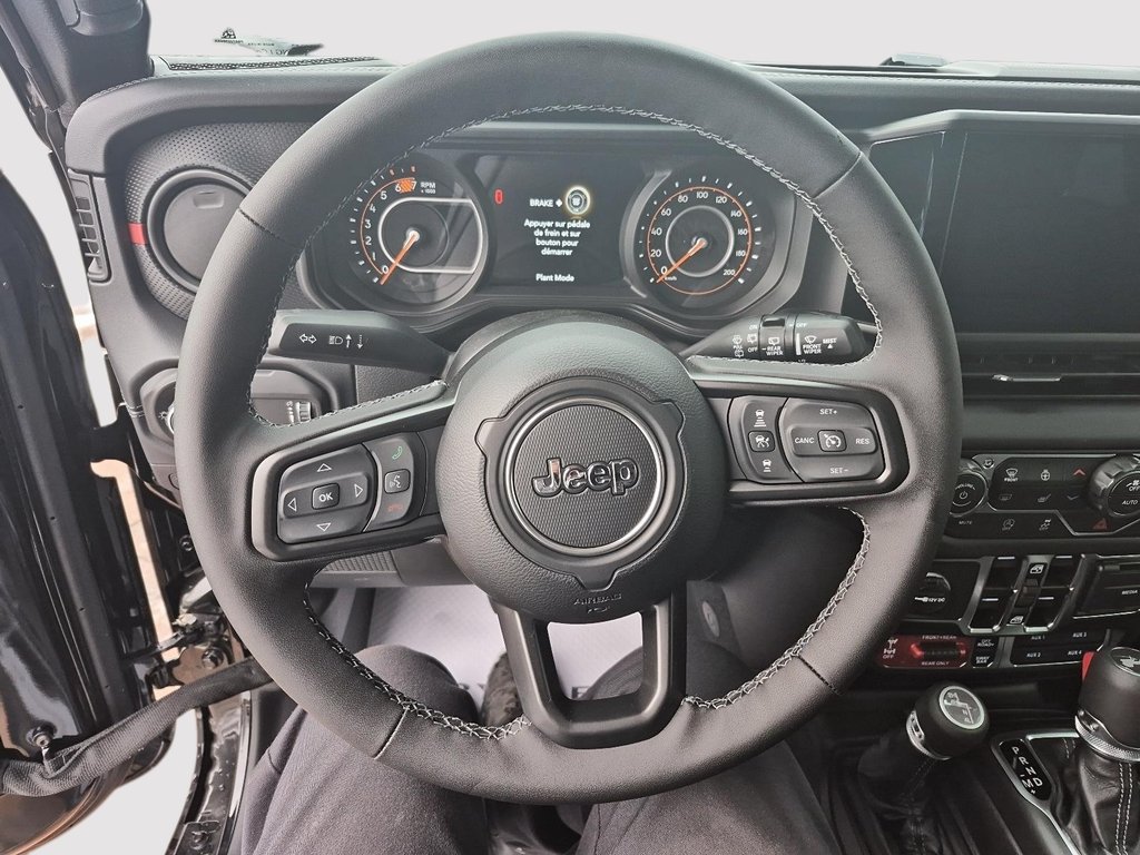 Jeep Wrangler 4-Door RUBICON 2026 à Sherbrooke, Québec - 12 - w1024h768px