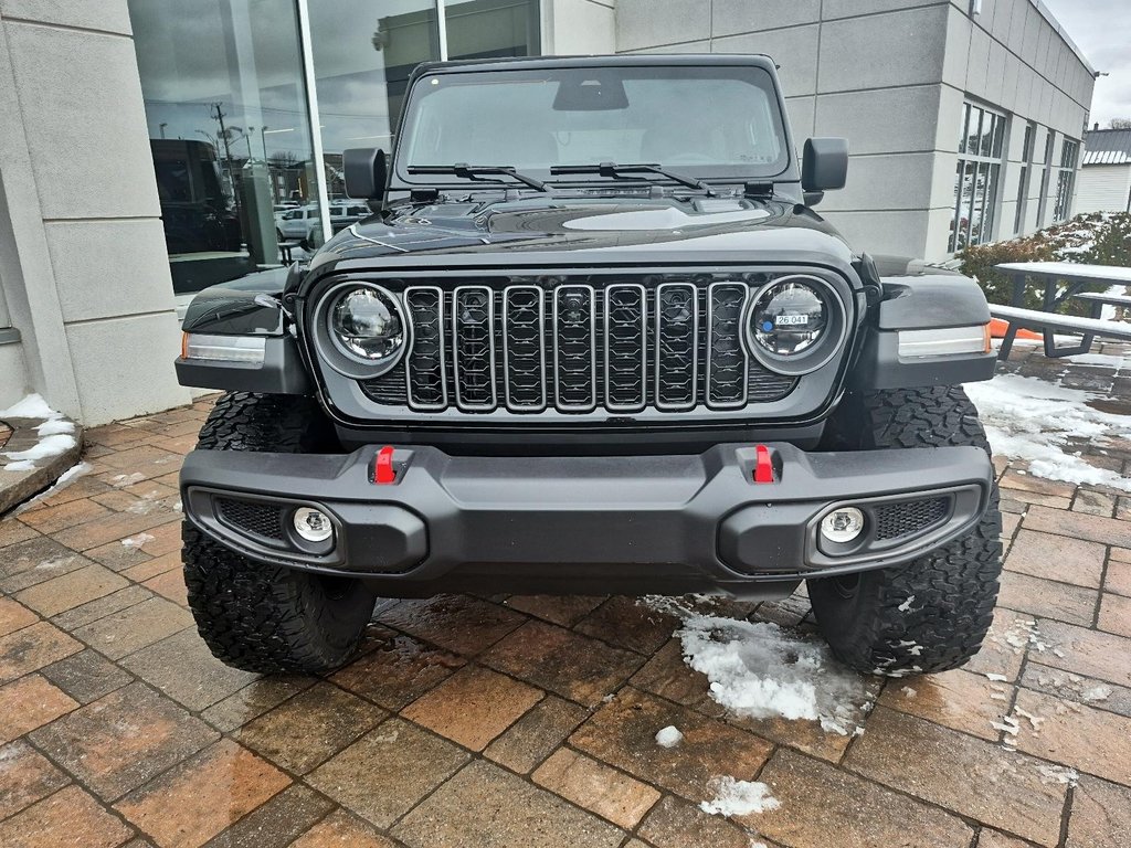 Jeep Wrangler 4-Door RUBICON 2026 à Sherbrooke, Québec - 2 - w1024h768px
