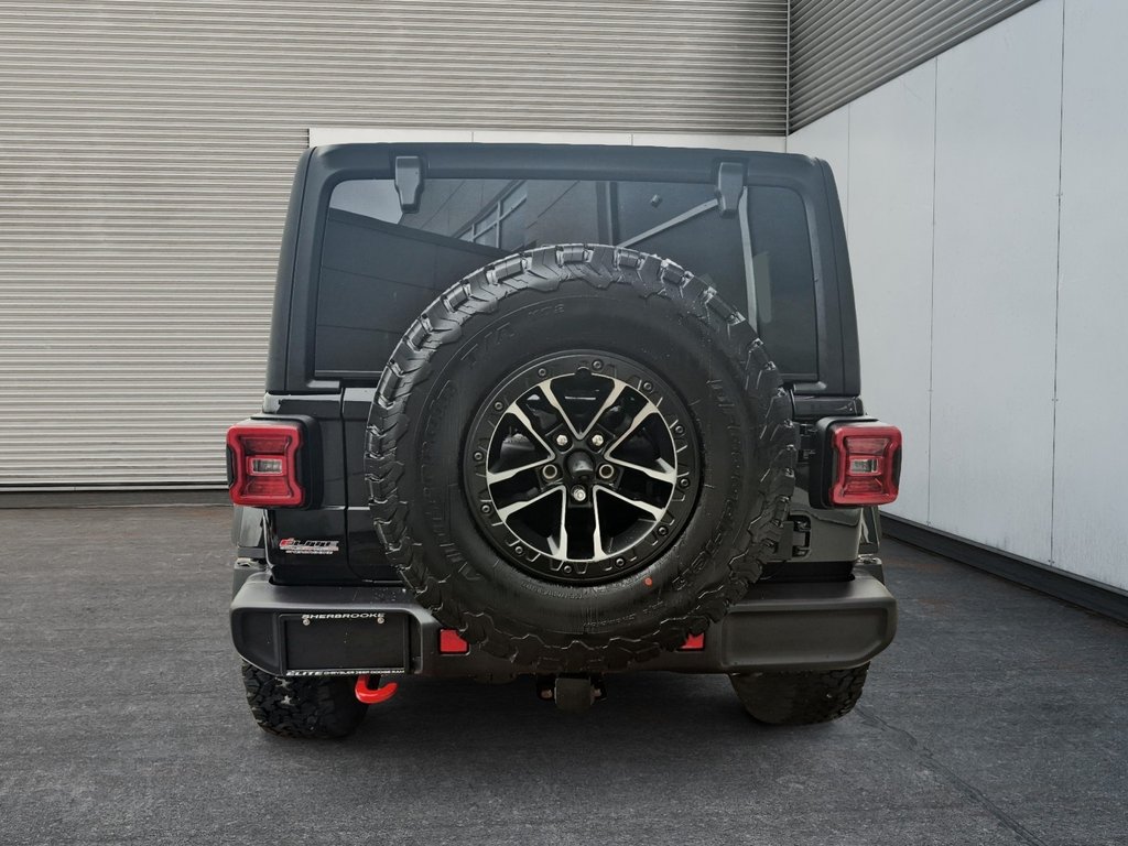 Jeep Wrangler 4-Door RUBICON 2026 à Sherbrooke, Québec - 3 - w1024h768px