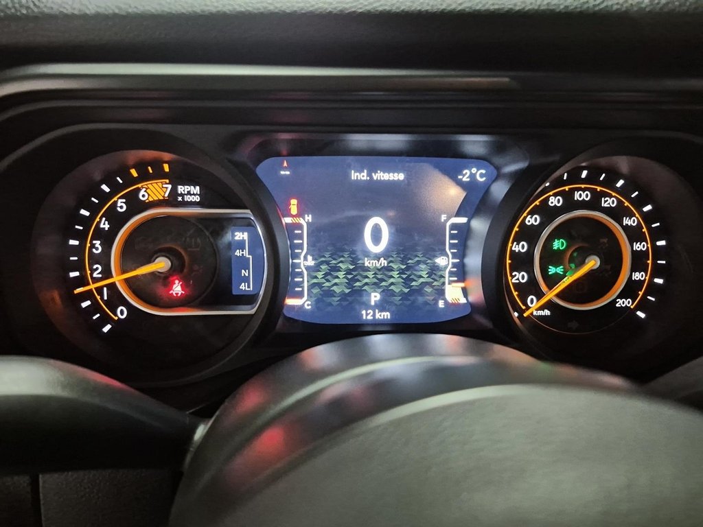 Jeep Wrangler 4-Door WILLYS 2026 à Sherbrooke, Québec - 14 - w1024h768px