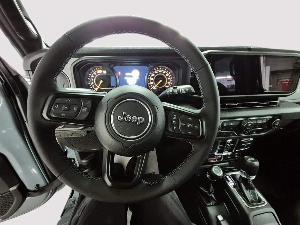 Jeep Wrangler 4-Door WILLYS 2026 à Sherbrooke, Québec - 10 - w1024h768px