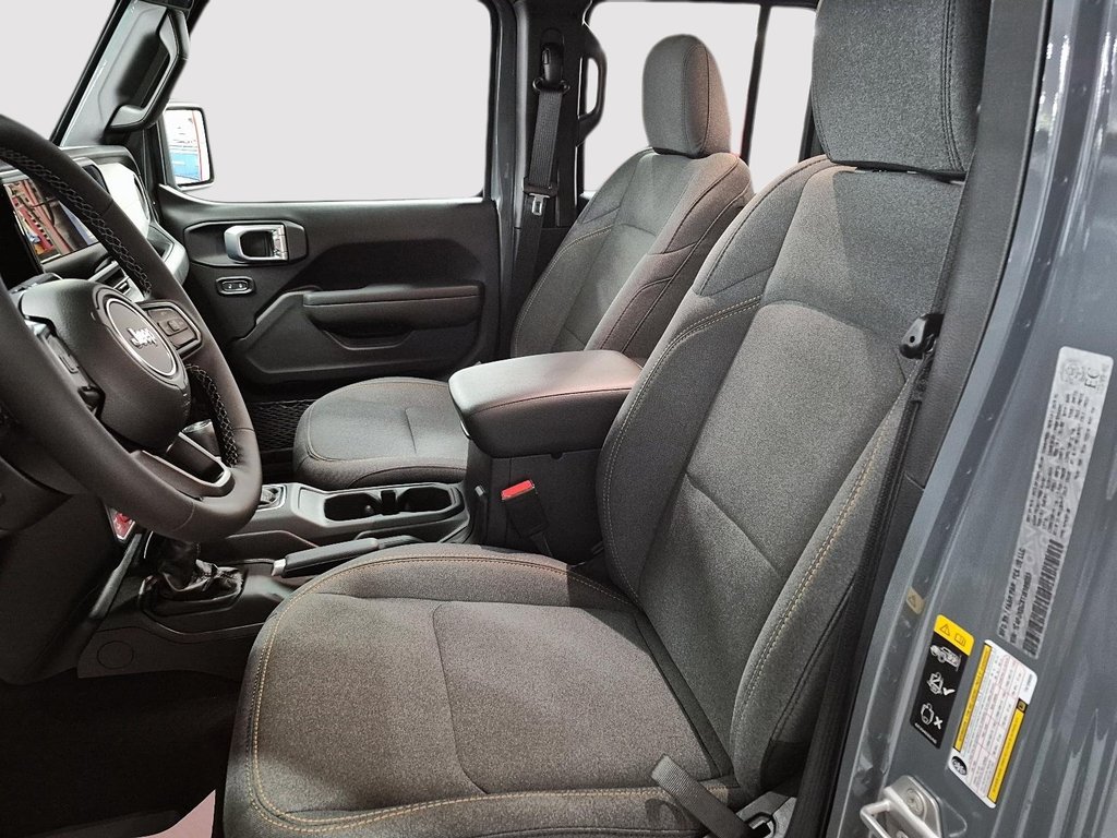Jeep Wrangler 4-Door WILLYS 2026 à Sherbrooke, Québec - 9 - w1024h768px