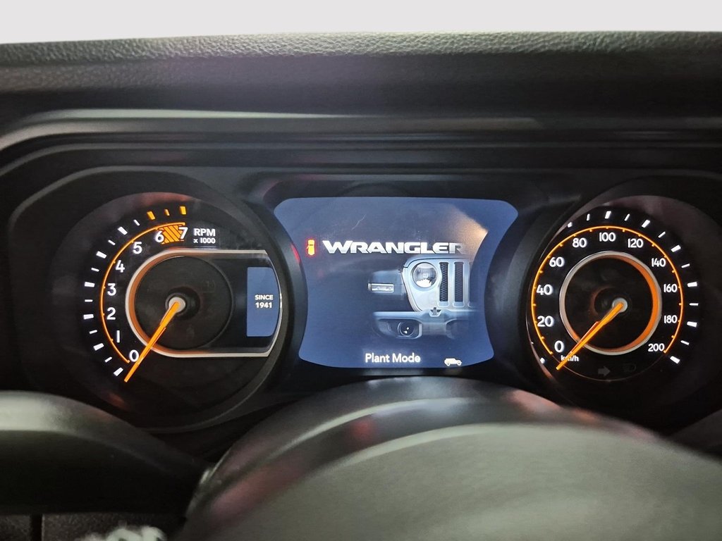 Jeep Wrangler 4-Door WILLYS 2026 à Sherbrooke, Québec - 13 - w1024h768px