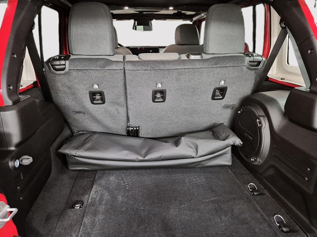 Jeep Wrangler 4-Door WILLYS 2026 à Sherbrooke, Québec - 6 - w1024h768px