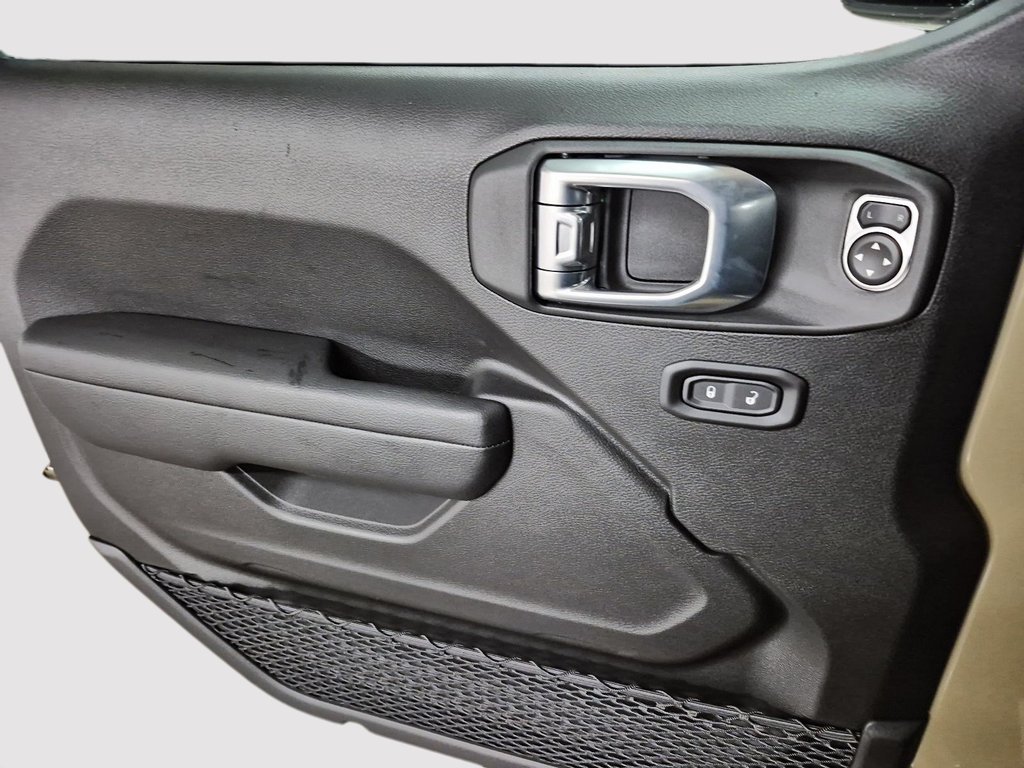 Jeep Wrangler 4-Door SPORT S 2026 à St-Jean-Sur-Richelieu, Québec - 11 - w1024h768px