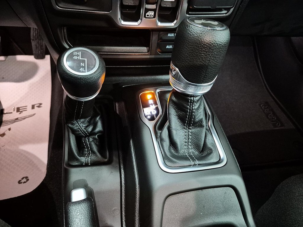 Jeep Wrangler 4-Door SPORT S 2026 à St-Jean-Sur-Richelieu, Québec - 14 - w1024h768px