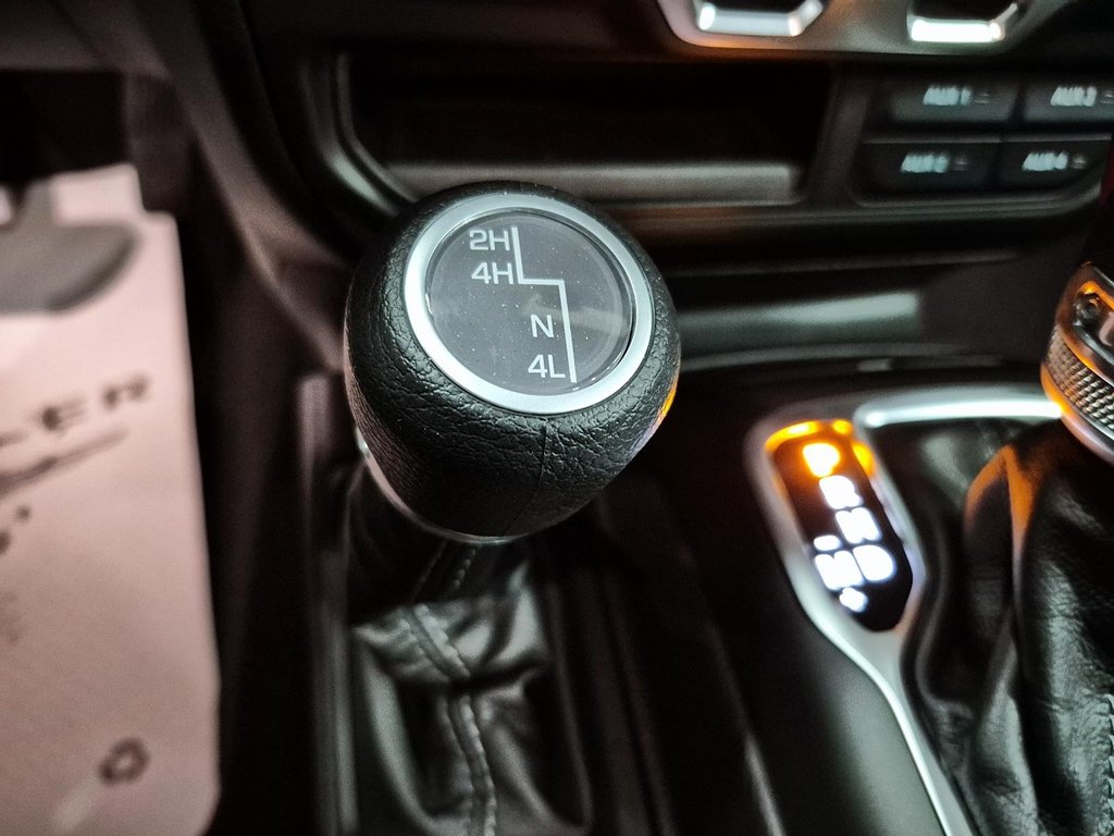 Jeep Wrangler 4-Door SPORT S 2026 à St-Jean-Sur-Richelieu, Québec - 15 - w1024h768px