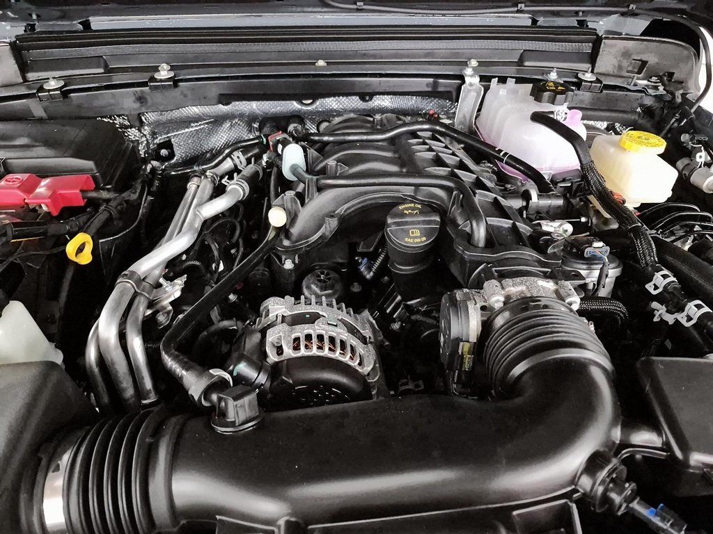 2026 Jeep Wrangler 4-Door RUBICON in Sherbrooke, Quebec - 8 - w1024h768px