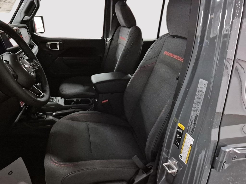2026 Jeep Wrangler 4-Door RUBICON in Sherbrooke, Quebec - 9 - w1024h768px