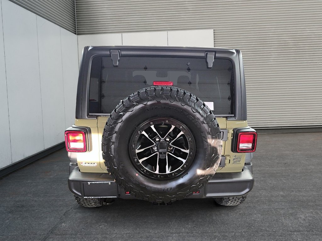 Jeep Wrangler 4-Door WILLYS 2026 à Sherbrooke, Québec - 3 - w1024h768px