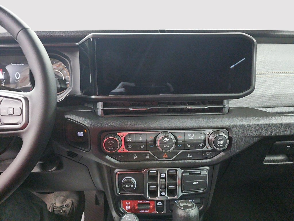 Jeep Wrangler 4-Door WILLYS 2026 à Sherbrooke, Québec - 18 - w1024h768px