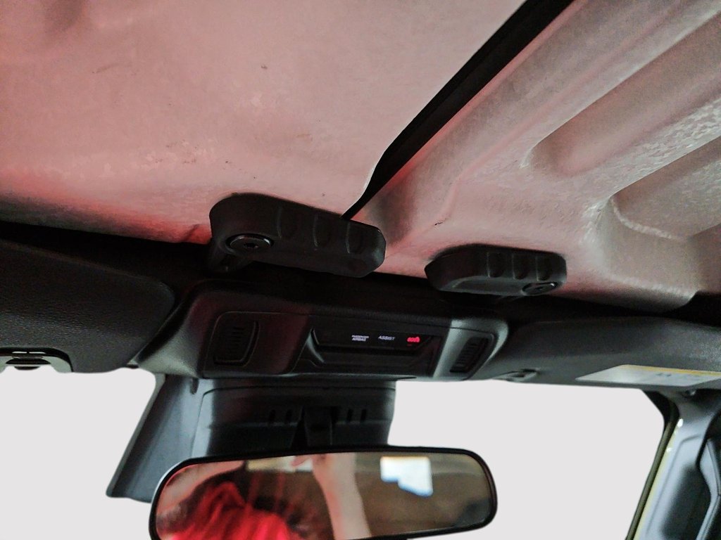 Jeep Wrangler 4-Door WILLYS 2026 à Sherbrooke, Québec - 17 - w1024h768px