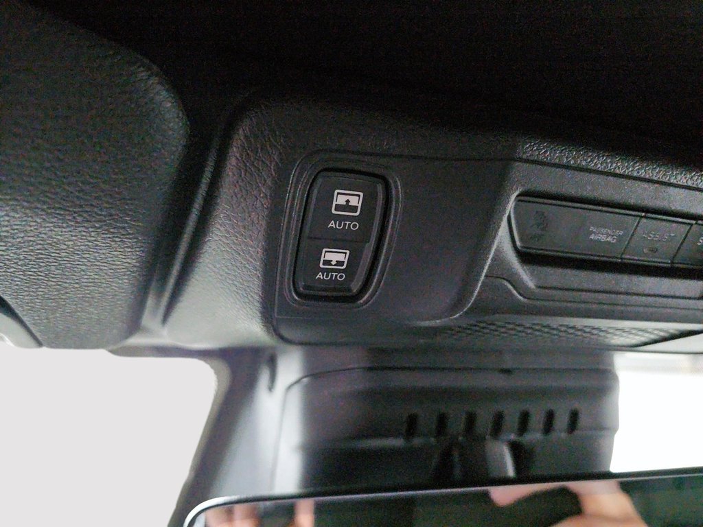 2026 Jeep Wrangler 4-Door SAHARA in St-Jean-Sur-Richelieu, Quebec - 17 - w1024h768px