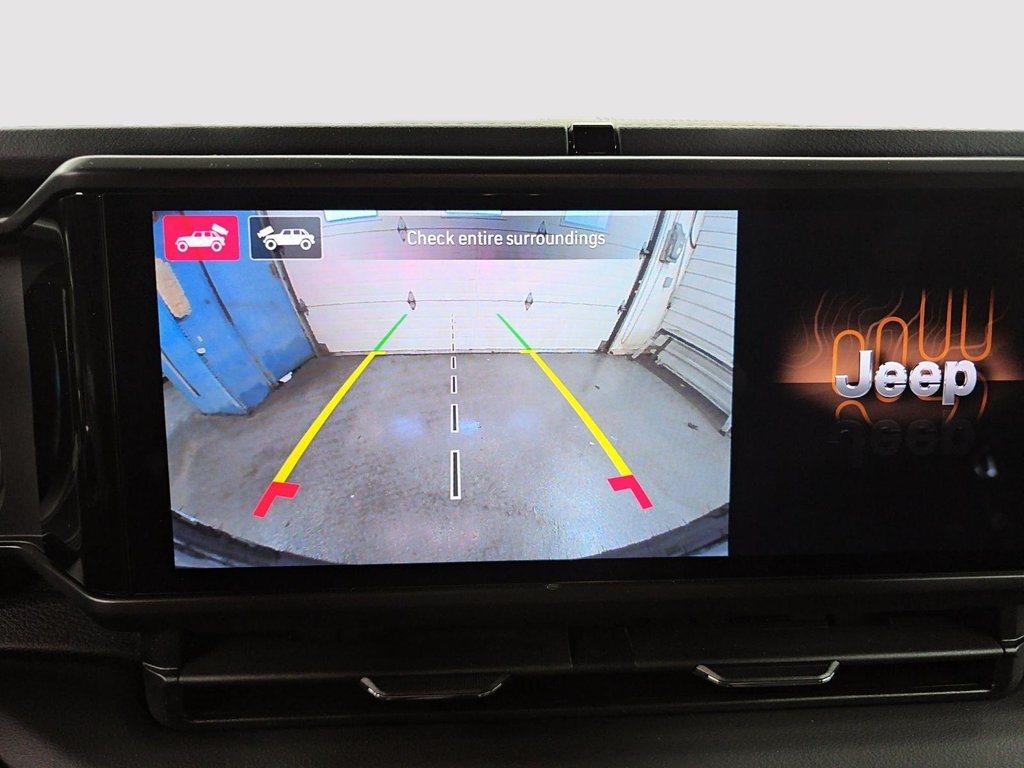 2026 Jeep Wrangler 4-Door SAHARA in St-Jean-Sur-Richelieu, Quebec - 18 - w1024h768px