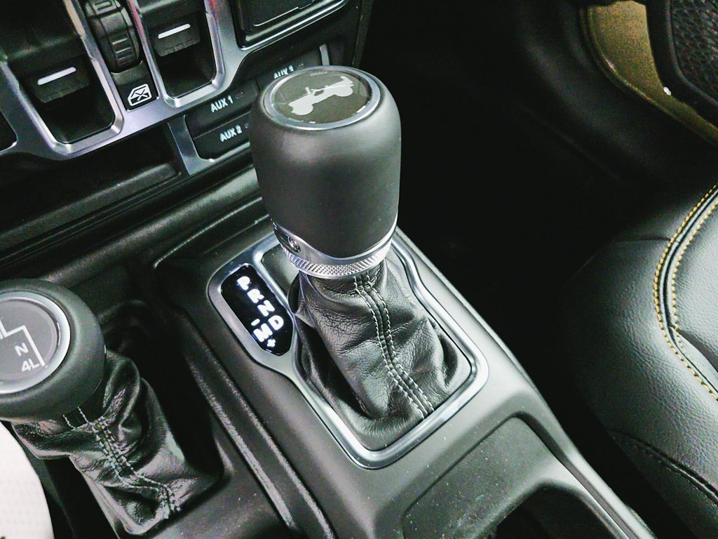 2026 Jeep Wrangler 4-Door SAHARA in St-Jean-Sur-Richelieu, Quebec - 15 - w1024h768px