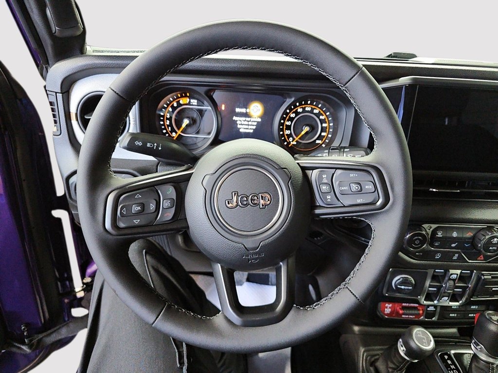 Jeep Wrangler 4-Door WILLYS 2026 à Sherbrooke, Québec - 12 - w1024h768px