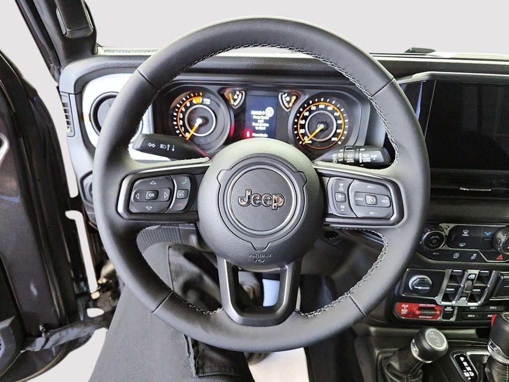 2026 Jeep Wrangler 4-Door WILLYS in St-Jean-Sur-Richelieu, Quebec - 12 - w1024h768px