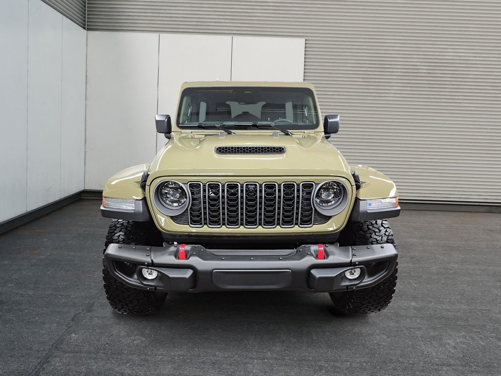 Jeep Wrangler 4-Door RUBICON X 2026 à Sherbrooke, Québec - 2 - w1024h768px