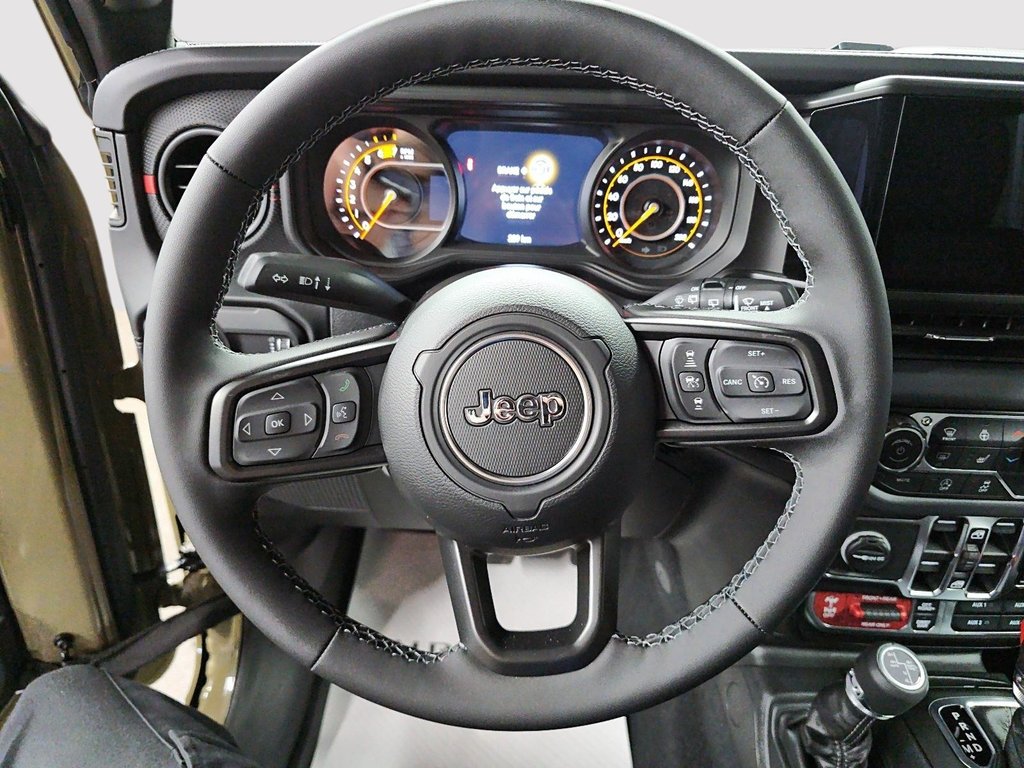Jeep Wrangler 4-Door RUBICON X 2026 à Sherbrooke, Québec - 12 - w1024h768px