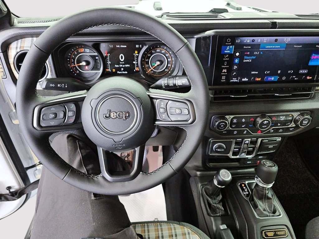 Jeep Wrangler 4-Door 85TH ANNIVERSARY 2026 à St-Jean-Sur-Richelieu, Québec - 23 - w1024h768px