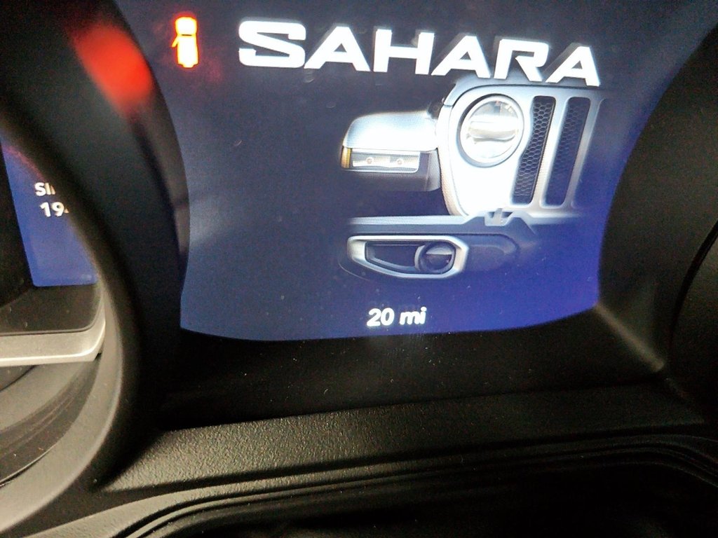 2026 Jeep Wrangler 4-Door SAHARA in St-Jean-Sur-Richelieu, Quebec - 13 - w1024h768px