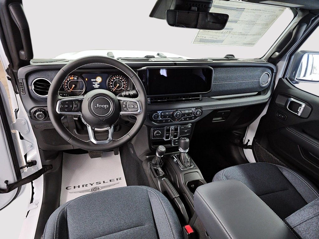 2026 Jeep Wrangler 4-Door SAHARA in St-Jean-Sur-Richelieu, Quebec - 10 - w1024h768px