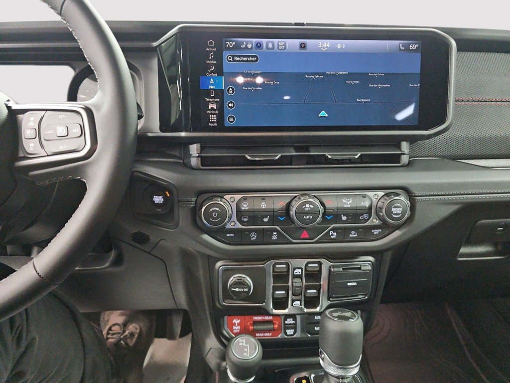 2027 Jeep Wrangler 4-Door RUBICON in St-Jean-Sur-Richelieu, Quebec - 19 - w1024h768px