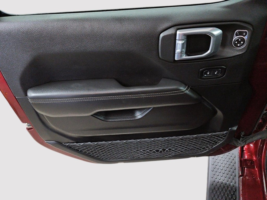 2022 Jeep Wrangler 4xe Unlimited Sahara DEUX TOITS INCLUS in Sherbrooke, Quebec - 11 - w1024h768px