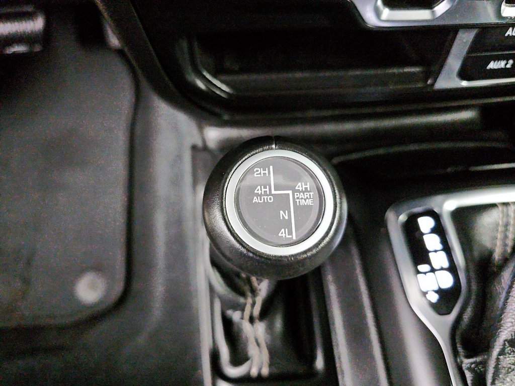 2022 Jeep Wrangler 4xe Unlimited Sahara DEUX TOITS INCLUS in Sherbrooke, Quebec - 16 - w1024h768px