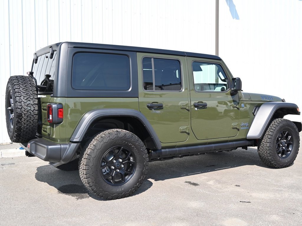 2024  Wrangler 4xe WILLYS in St-Jean-Sur-Richelieu, Quebec - 3 - w1024h768px