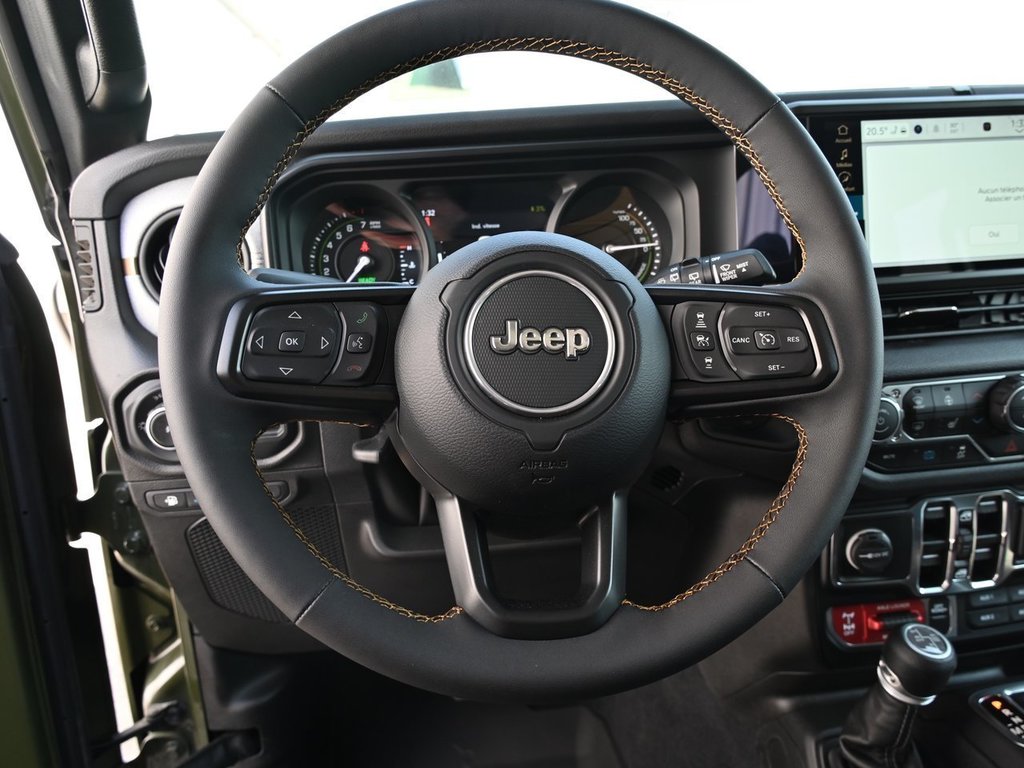 Wrangler 4xe WILLYS 2024 à Sherbrooke, Québec - 8 - w1024h768px