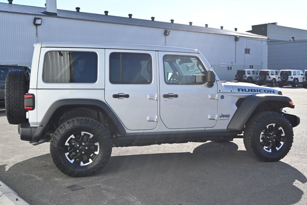 2024  Wrangler 4xe RUBICON in St-Jean-Sur-Richelieu, Quebec - 2 - w1024h768px