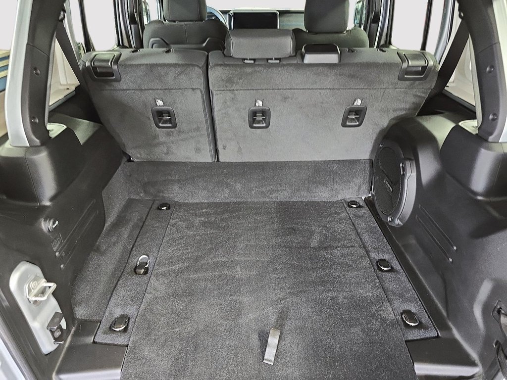 Jeep Wrangler 4xe RUBICON 4XE // SKY ONE-TOUCH // WINCH 2024 à Sherbrooke, Québec - 6 - w1024h768px