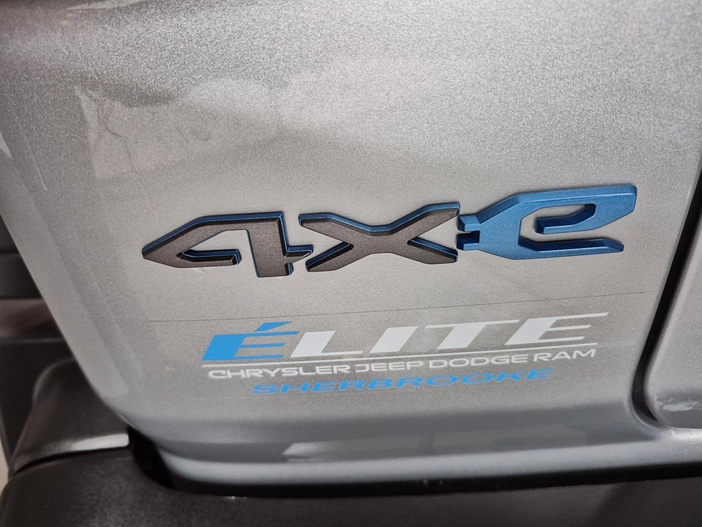 Jeep Wrangler 4xe WILLYS 4XE 4X4 // TEMPS FROIDS 2024 à Sherbrooke, Québec - 16 - w1024h768px