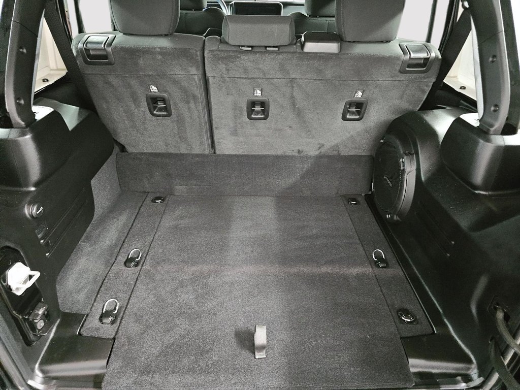 2024 Jeep Wrangler 4xe RUBICON 4XE 4X4 // 2 TOITS in Sherbrooke, Quebec - 6 - w1024h768px